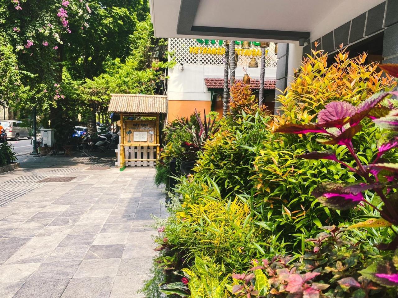 De Syloia Hotel Hanoi Luaran gambar